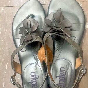 Clarks Leather Padded Pewter Sandals Indigo